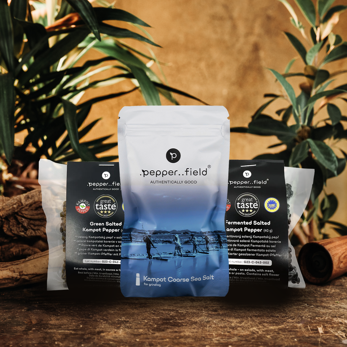 2+1: Fermented and green Kampot  pepper, coarse-grained Kampot salt 